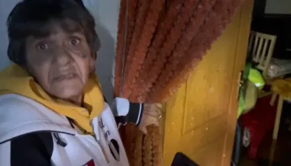 Moti i keq dhe përmbytjet në Durrës/ “Desh m’u mbyt fëmija’, nëna flet për ngjarjen: E dërgova te fisi që të kujdeset për të. Nuk na strehuan