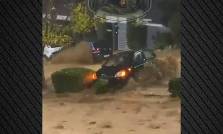 Moti i keq në Greqi, humb jetën një grua pasi u mor nga uji dhe u përplas nga një makinë (Video)