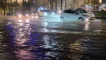 Moti i keq në Greqi, shënohen dy viktima, dëme dhe përmbytje në Athinë dhe në zonat bregdetare
