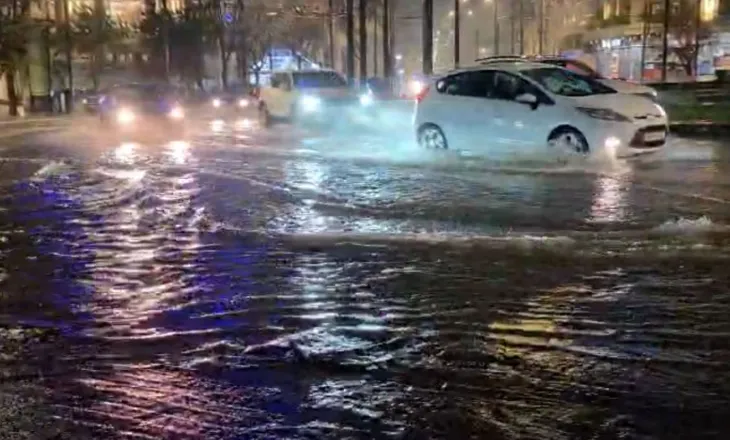 Moti i keq në Greqi, shënohen dy viktima, dëme dhe përmbytje në Athinë dhe në zonat bregdetare