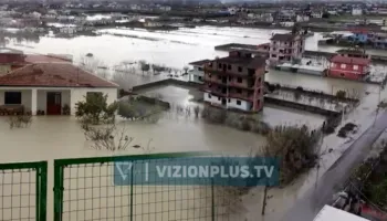 Moti i keq në vend, Jube dhe Katundi i Ri nën pushtetin e ujit! Pamjet me dron