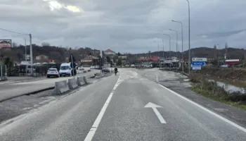 Moti i keq/ Shkodra ‘mbahet’, rritje e nivelit të Drinit dhe Bunës nga shkarkimet e HEC Vau i Dejës