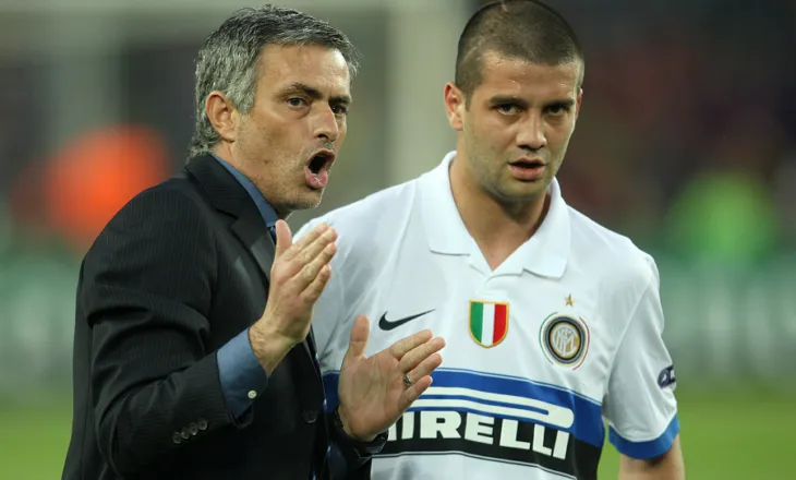Mourinho ironizoi “trajnerët pa histori”…; a e kishte fjalën për Chivu tek Interi?!
