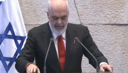 “Na merrni floririn, por jo hebrenjtë”/ Rama në Parlamentin izraelit: Të tradhtosh mikun është krimi më i pafalshëm