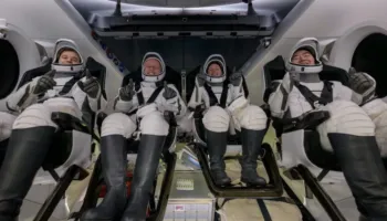 NASA: Katër astronautë do të kthehen në Tokë