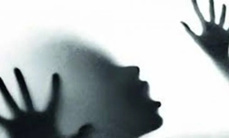 Natë horror për të renë shqiptare/ Dy persona e drogojnë dhe më pas e përdhunojnë në motel