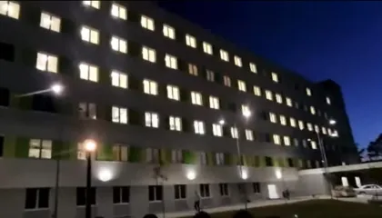 Ndërpriten dritat edhe në reanimacionin e QSUT, reagon spitali: Nuk u cënua jeta e pacientëve, aktivizuam pajisjet jetësore