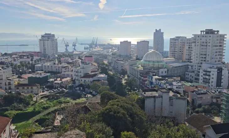 Ndërtimet në Durrës/ Paralajmërimi i urbanistëve: Zhvillimi pa plan po dëmton trashëgiminë historike