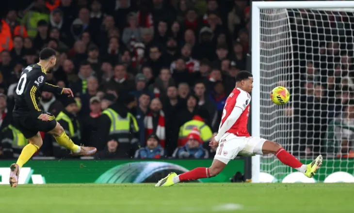 Ndeshje e çmendur në “Emirates”, Manchester United me fitore spektakolare. Rihapet gara për titull (video)