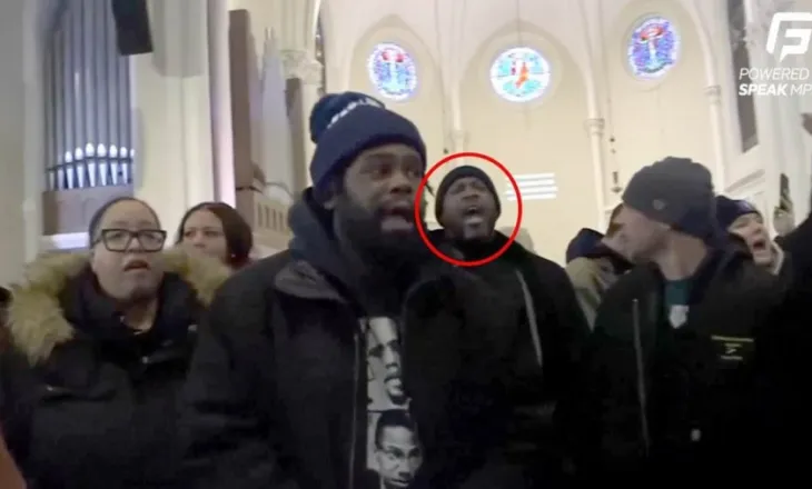 Ndihmësi i prokurores së Sorosit mes turmës që sulmoi kishën në SHBA