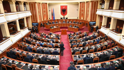 Ndryshime në Kodin Penal, ligje për energjinë dhe drejtësinë! Çfarë pritet sot në Kuvend