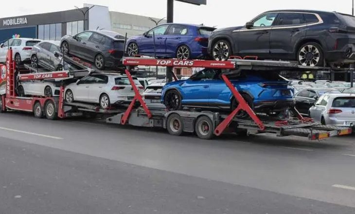 Në 2025-n në Shqipëri u importuan afro 100 mijë makina, mbi 55% e tyre prodhim i 8-15 vite më parë