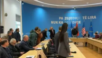 Në fokus protesta e 24 janarit/ Berisha mbledh drejtuesit politikë dhe koordinatorët