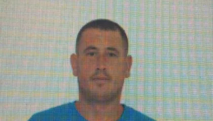 Në “gjueti” të qitësit të Çopjave/ Policia kthehet në vendlindjen e Altin Ndocit, kontrolle në banesën e tij në Pukë