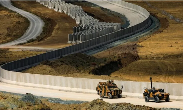 Në rast se regjimi i Ajatollahëve rrëzohet! Turqia po ndërton një mur me Iranin, frikë për një valë dhe fluks refugjatësh!