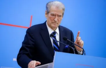 “Në Sharrë s’ka asnjë tullë të investimit 130 mln euro të djegësit”- Berisha: Identike dhe ‘Troplana’ e famshme e Ramës