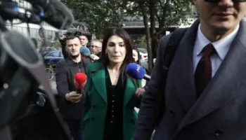 “Në sytë e Linda Karçanajt janë rrëmbyer njerëz”/ Denoncimi i Berishës: Rama po i bën presion Prokurorisë për AKSHI-n