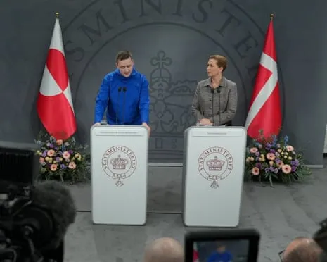 “Ne zgjedhim Danimarkën”: Groenlanda dhe Kopenhaga sfidojnë presionin amerikan