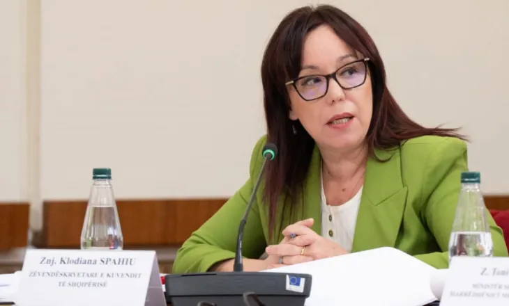 Nënkryetarja e Kuvendit, Spahiu: Përgjegjësi penale për ata që orkestrojnë lajme të rreme
