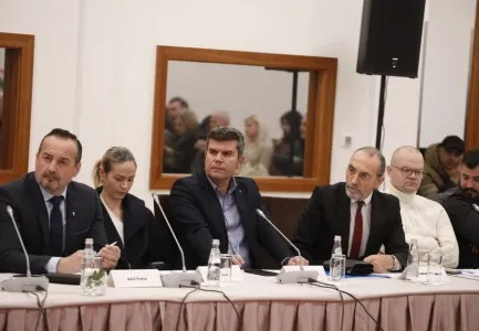 “Nëse do të ketë një bashkëpunim, duhet propozim konkret”/ Hasimja, kritik: Problemi i opozitës, besueshmëria