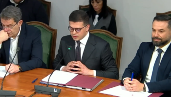 Nga armët klasike tek pajisjet ‘high-tech’! Nisma e re ligjore për kontrollin e mallrave ushtarake