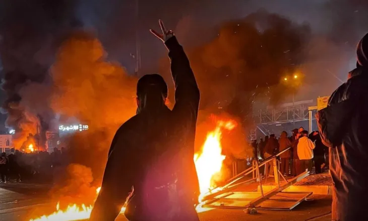 Nga dronët te raketat balistike, shtatë skenarët që mund të ndezin tensionet në Lindjen e Mesme nëse SHBA sulmon Iranin