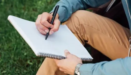 “Nga mua apo nga unë?”/ Ja si duhet të përdorën përemrat- gabimet që i bëjnë shumica…