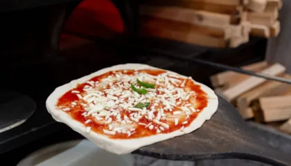 Nga Napoli në botë: Si u bë pica një markë globale