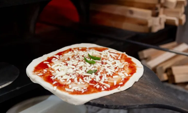 Nga Napoli në botë: Si u bë pica një markë globale