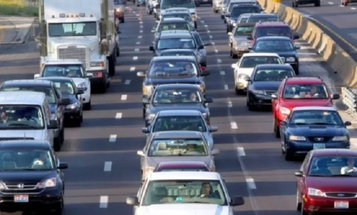 Nga sot fillon bonus-malus, sigurim më i shtrenjtë i mjetit për drejtuesit që kanë shkaktuar dëme