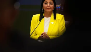 Nga “tigresha” e Maduros te presidentja e përkohshme e Venezuelës, kush është Delcy Rodríguez