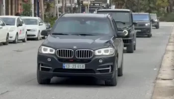 Nga Vlora në Tiranë, Ivanka Trump ‘shëtit’ kryeqytetin shqiptar me eskortë diplomatike