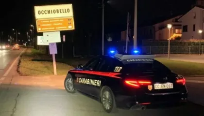 Ngjarje e rëndë në një lokal në Itali, klienti shqiptar plagos me thikë pronarin dhe djalin e tij. Nuk i shërbyen më shumë pijë alkoolike