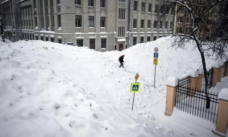 “Ngrin” Moska, regjistrohen reshjet më të dendura të borës në më shumë se 200 vjet
