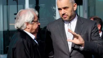 Ngrirja e marrëveshjes me Kushner për Sazanin, Ngjela: Rama të dorëhiqet, SHBA-të nuk e duan