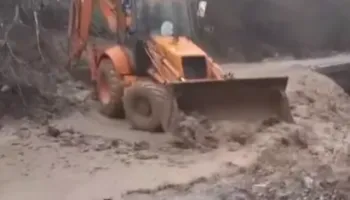 Nis ndërhyrja për zhbllokimin e rrugës Prekal-Theth