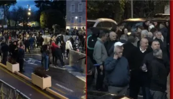 Nis zyrtarisht protesta e PD para Kryeministrisë! Berisha del nga selia dhe zbret në shesh