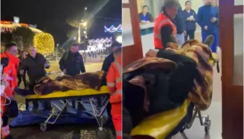 Një muaj protestë të pandërprerë/ Lapaj dëmtohet në kokë nga bombola e gazit dhe përfundon në spital, ndërhyrje për…