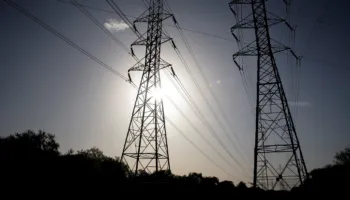 Një pjesë e Tiranës pa energji elektrike, OSHEE: Është stakuar linja e transmetimit 110kV