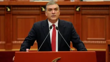 “Një qeveri që takson bukën e gojës…”/ Seanca plenare, Blushi: Viti 2026, nuk garantoni as ujë të pijshëm