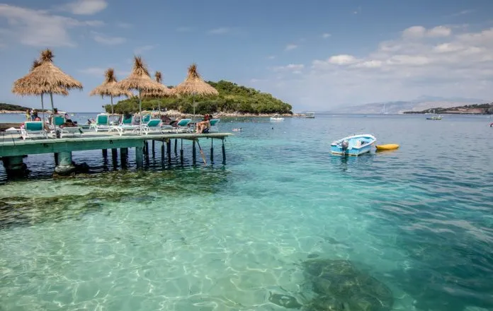 “Nottingham Post”: Britanikët zgjedhin Ksamilin, “Maldivet e Evropës”