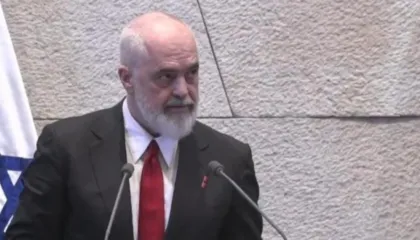 “Nuk do të ishte çudi që djali im të zgjidhte besimin hebre”, fjalimi pikant i Ramës në parlamentin e Izraelit (VIDEO)