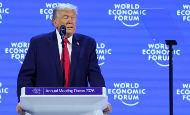 “Nuk dua të ofendoj askënd”/ Trump nga Davos: E dua shumë Europën, por nuk po shkon në drejtimin e duhur