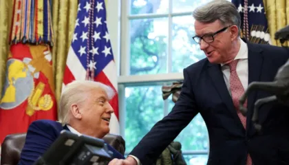 “Nuk është budalla që…”, ish-ambasadori britanik në SHBA: Trump nuk do ta marrë Groenlandën me forcë