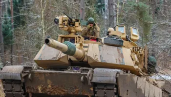 Nuk ka tërheqje amerikane/ SHBA do të dislokojë tanke Abrams në Rumani