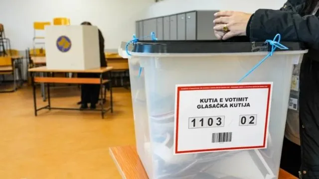Numërimi i votave në Kosovë drejt fundit, kush janë kryesuesit që priten të ulen në karriget e deputetëve