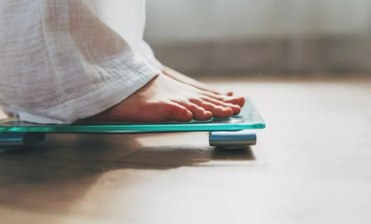 Obeziteti dhe tensioni i lartë mund të jetë një nga shkaktarët e rrezikut për demencë