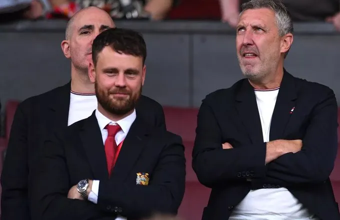 “Old Trafford’ zien, drejtori sportiv bën gati largimin