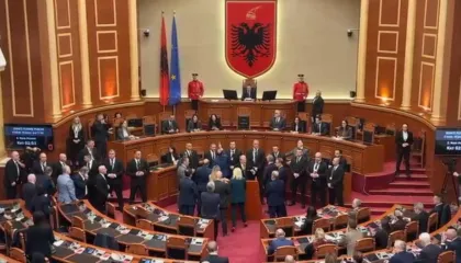 Opozita bllokoi foltoren, senaca plenare mbyllet për 30 minuta