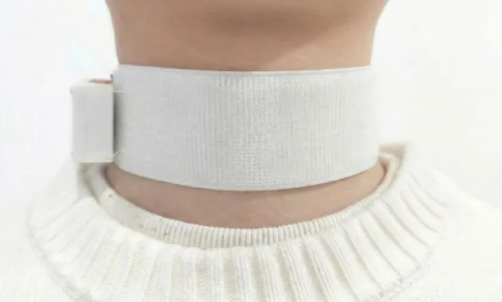 Pacientëve me goditje në tru, u kthehet zëri falë pajisjes së re rreth qafës